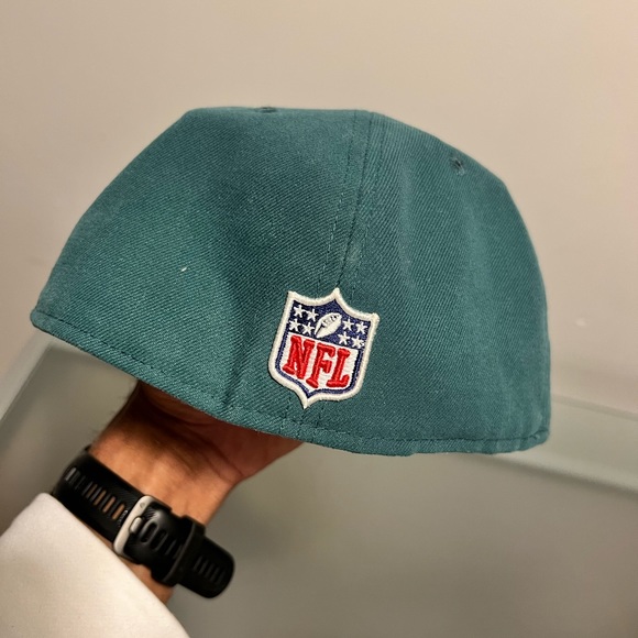 Eagles New Era fitted hat - Picture 3 of 5